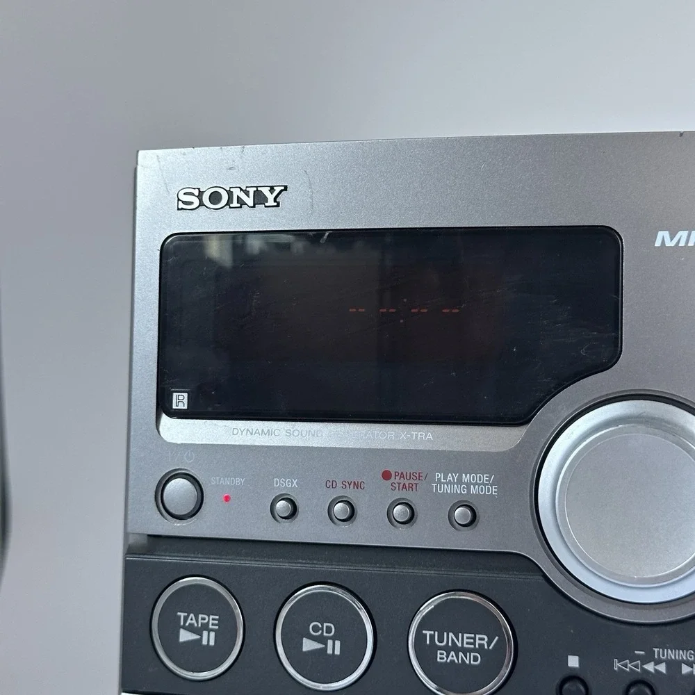 Sony HCD-NEZ30 Shelf Stereo Receiver CD Player AM/FM Radio 45W OEM Turns On